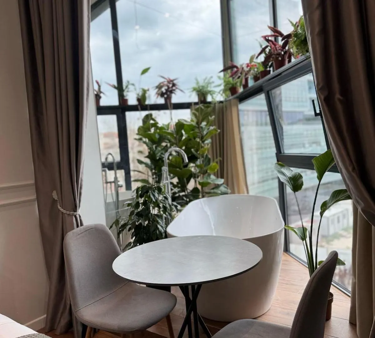 Moonlight Apartments Tirana Aparthotel